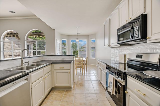 11524 Emerald Falls DR, Austin, TX 78738