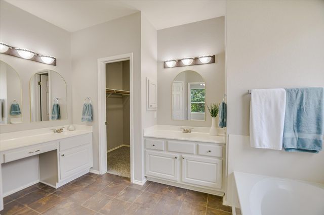 11524 Emerald Falls DR, Austin, TX 78738