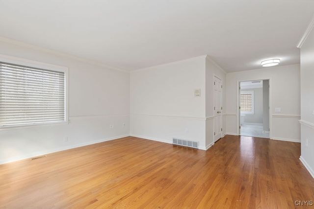 7111 Thorntree Hill Drive, Dewitt, NY 13066