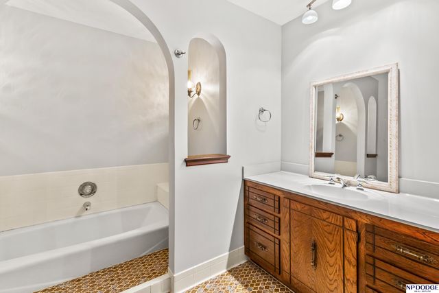 1929 S 167th Avenue Circle, Omaha, NE 68130