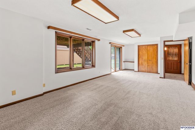 1929 S 167th Avenue Circle, Omaha, NE 68130