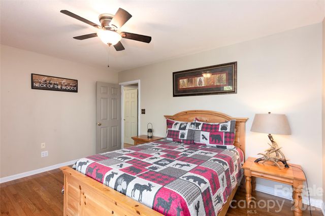 516 Cherokee Trace, Lake Toxaway, NC 28747