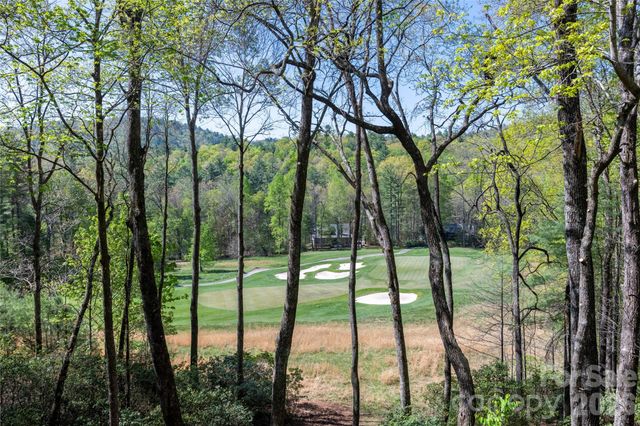 516 Cherokee Trace, Lake Toxaway, NC 28747