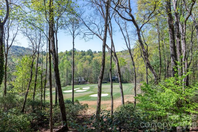 516 Cherokee Trace, Lake Toxaway, NC 28747