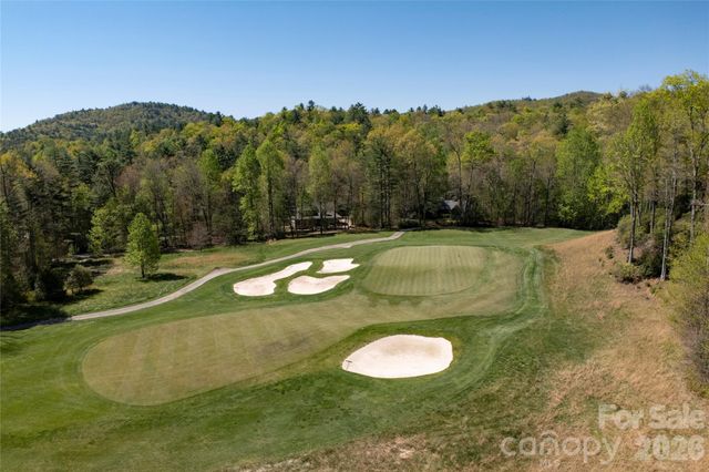 516 Cherokee Trace, Lake Toxaway, NC 28747