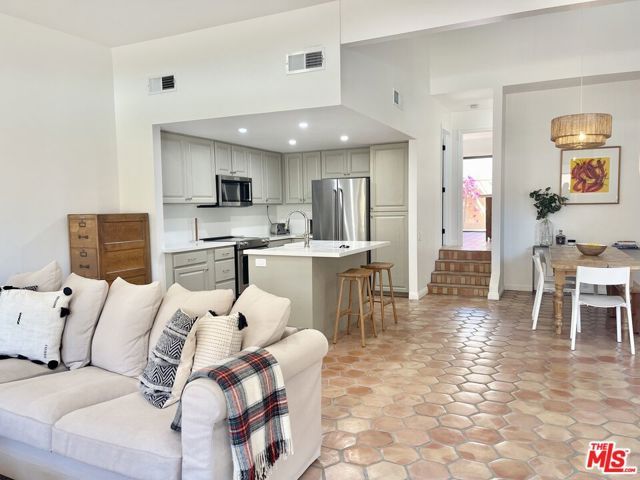 73441 FOXTAIL Lane, Palm Desert, CA 92260