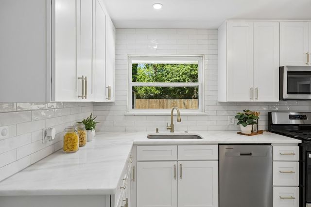2637 Materhorn Drive, Dallas, TX 75228