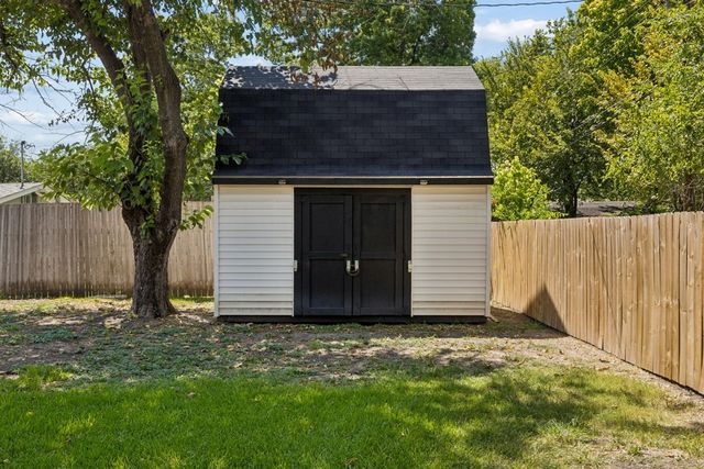 2637 Materhorn Drive, Dallas, TX 75228