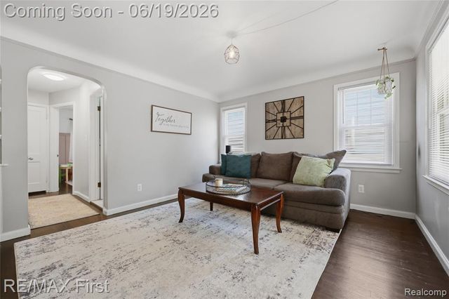 3250 Alice Street, Dearborn, MI 48124