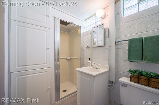 3250 Alice Street, Dearborn, MI 48124