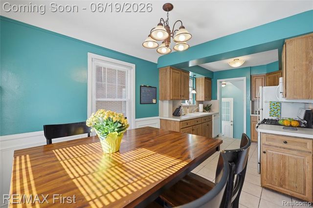3250 Alice Street, Dearborn, MI 48124