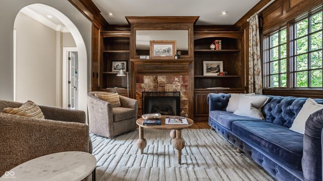 11503 Willow Ridge Drive, Zionsville, IN 46077
