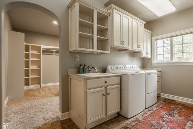 11503 Willow Ridge Drive, Zionsville, IN 46077