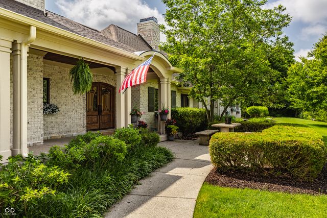 11503 Willow Ridge Drive, Zionsville, IN 46077