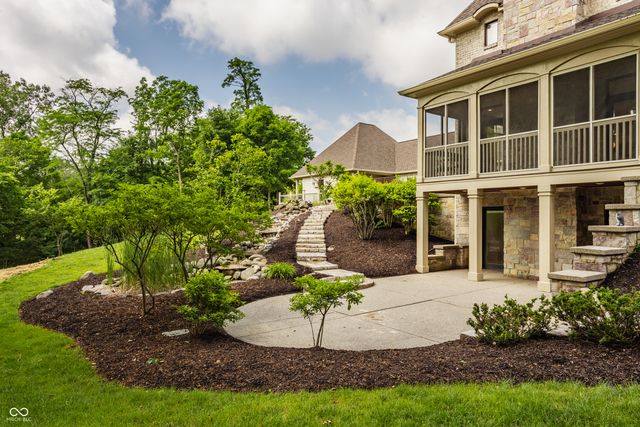 11503 Willow Ridge Drive, Zionsville, IN 46077
