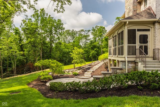 11503 Willow Ridge Drive, Zionsville, IN 46077