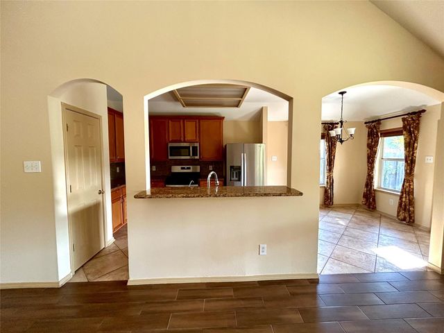 2907 Plum Lake Drive, Pearland, TX 77584