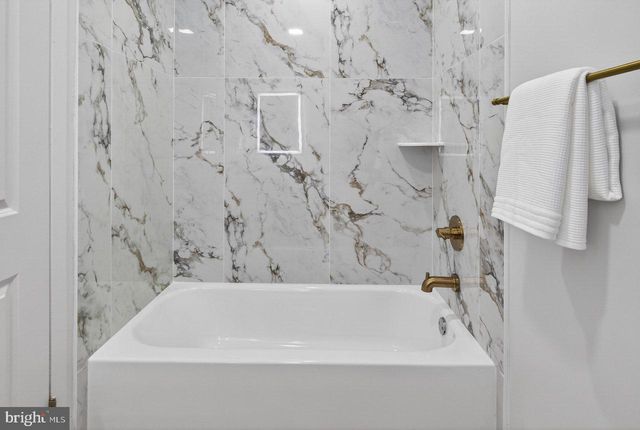 25 CHURCHILL, Whiting, NJ 08759