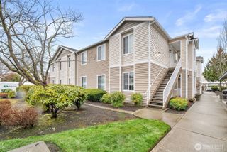 10015 186th Place E #111, Puyallup, WA 98375