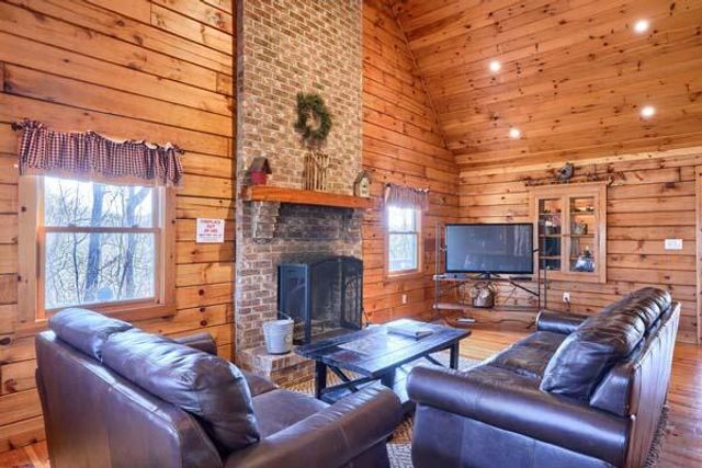 15532 Oh-93, Logan, OH 43138