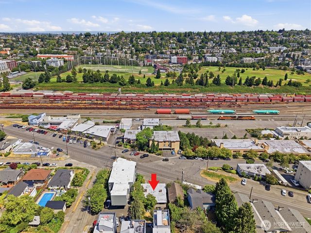 2657 Thorndyke Avenue W, Seattle, WA 98199