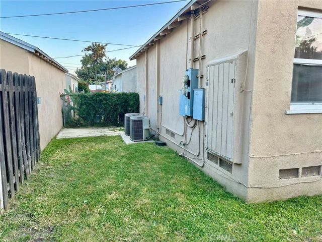 7450 Woodley Avenue, Van Nuys, CA 91406