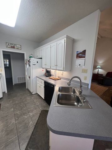 317 Fair Oaks Cove, Jacksonville, AR 72076