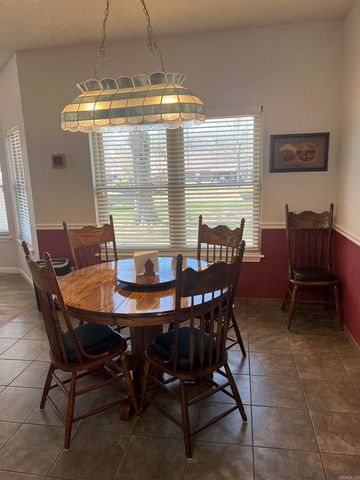 317 Fair Oaks Cove, Jacksonville, AR 72076