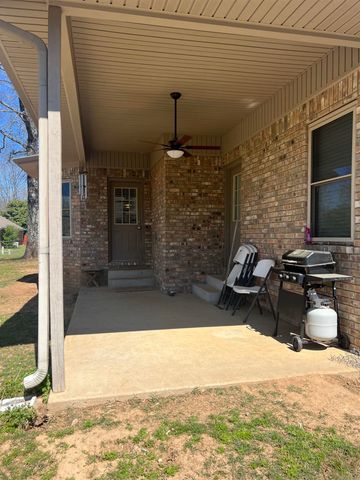 317 Fair Oaks Cove, Jacksonville, AR 72076