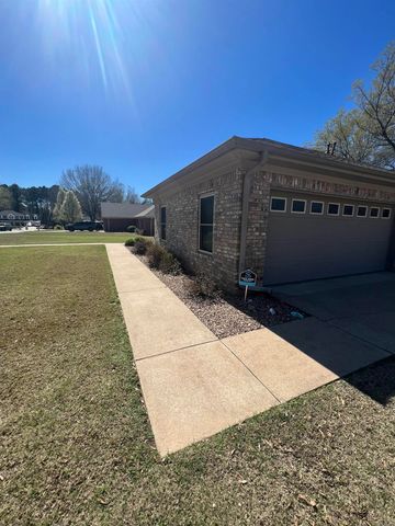 317 Fair Oaks Cove, Jacksonville, AR 72076