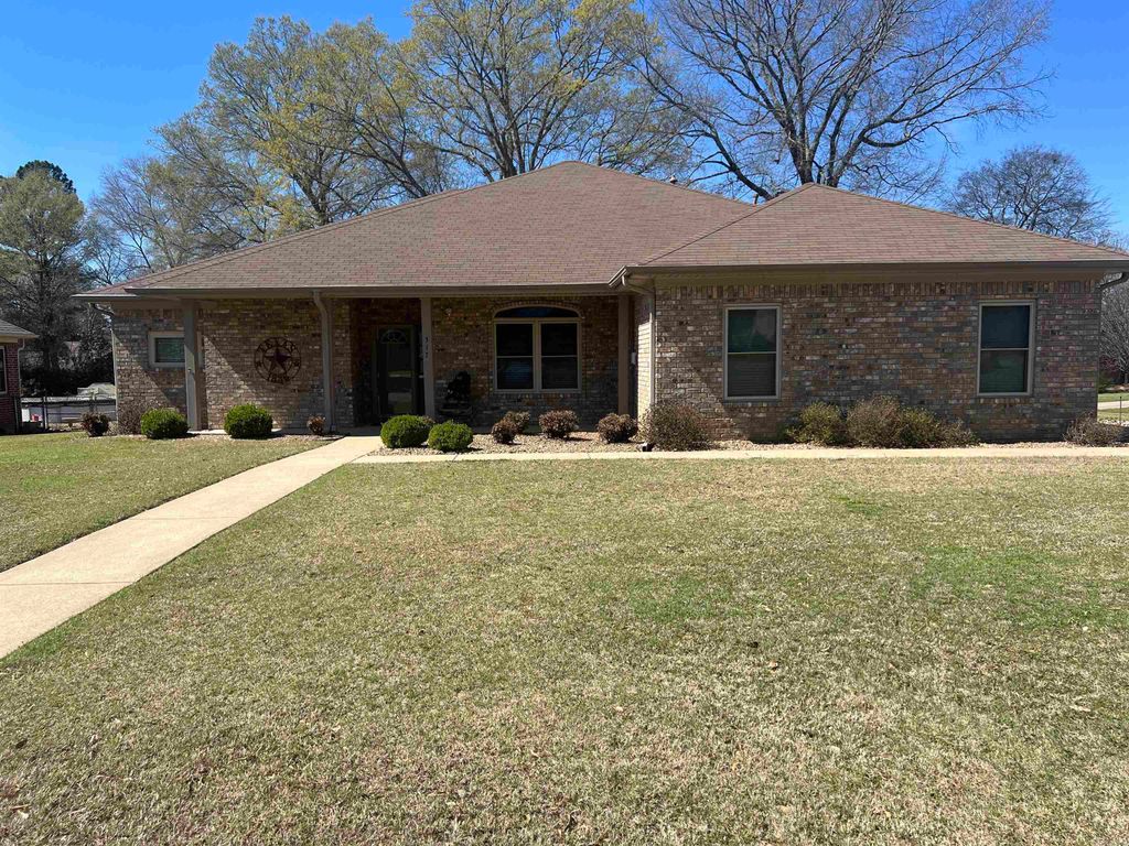 317 Fair Oaks Cove, Jacksonville, AR 72076
