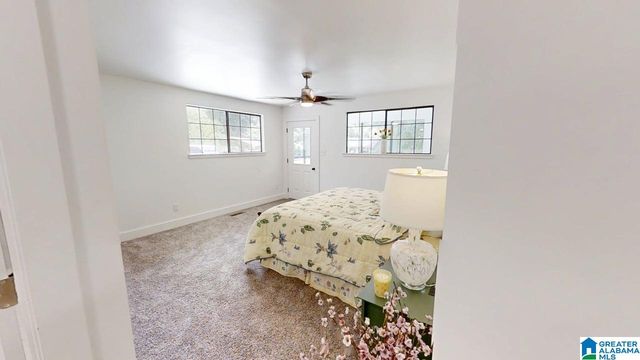 1050 STATE HIGHWAY 160, Warrior, AL 35180