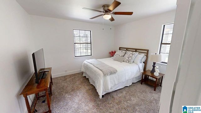 1050 STATE HIGHWAY 160, Warrior, AL 35180