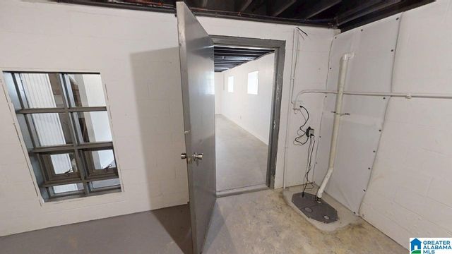 1050 STATE HIGHWAY 160, Warrior, AL 35180
