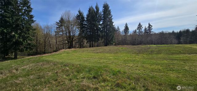 123 Barton Road, Rochester, WA 98579