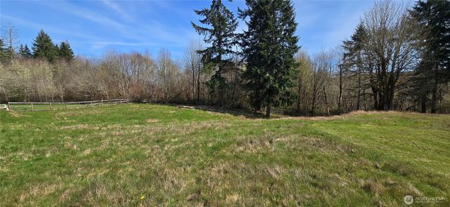 123 Barton Road, Rochester, WA 98579