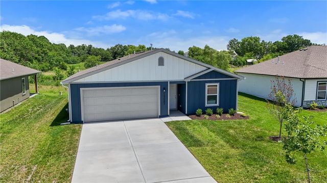 19507 Lincoln Street, Spring Hill, KS 66083