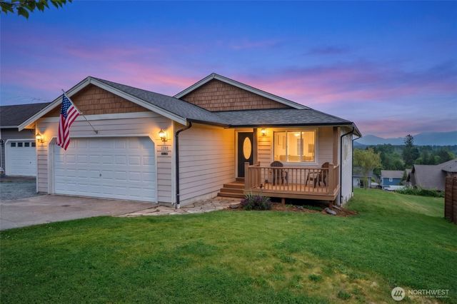 1305 Cascadia Drive, Sedro Woolley, WA 98284