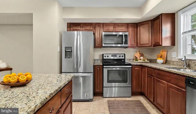 6629 BURLINGTON PL, Springfield, VA 22152