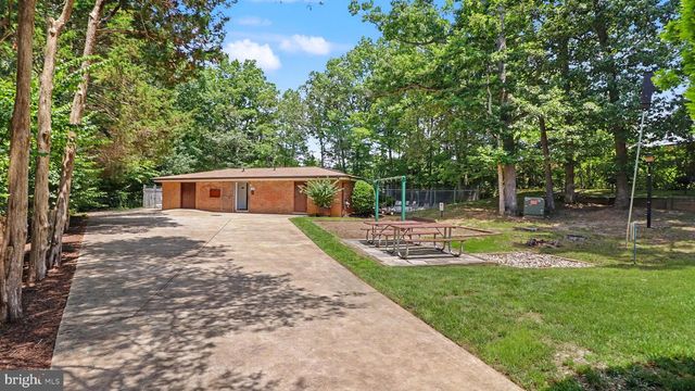 6629 BURLINGTON PL, Springfield, VA 22152