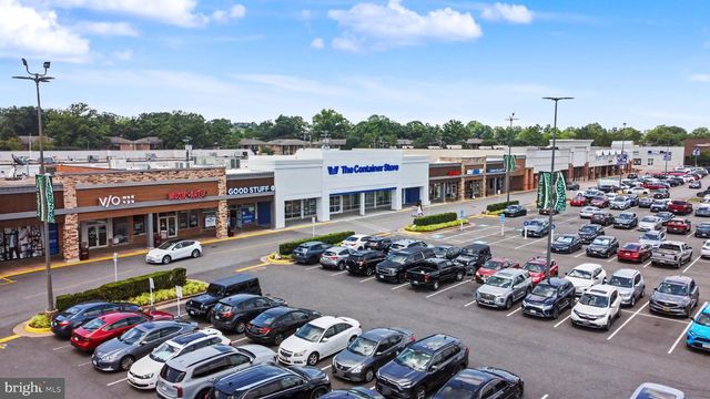6629 BURLINGTON PL, Springfield, VA 22152