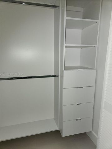 7785 W 30th Ct F-203, Hialeah, FL 33018