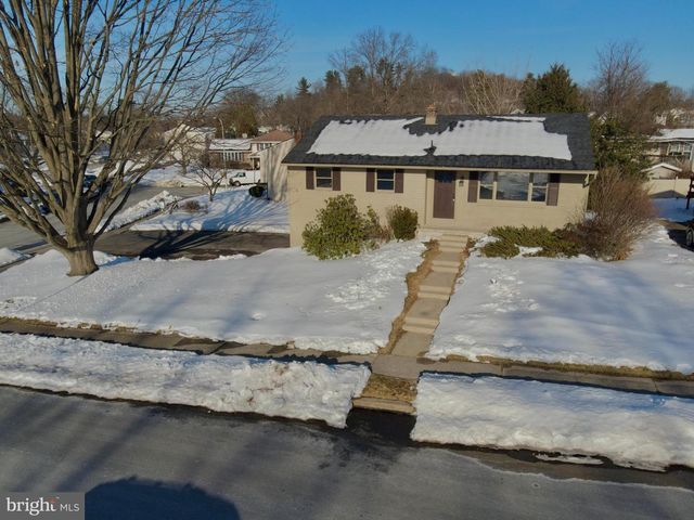 701 TAMARACK TRL, Reading, PA 19607