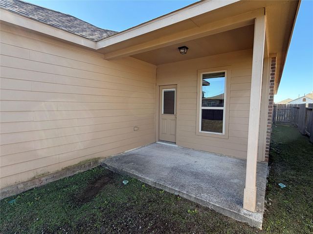 3010 Royal Albatross Drive, Texas City, TX 77590