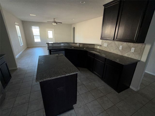 3010 Royal Albatross Drive, Texas City, TX 77590