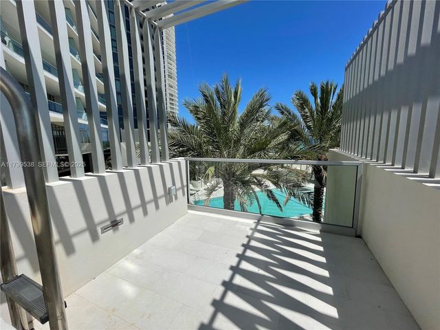 18501 Collins Avenue Cabana 27, Sunny Isles Beach, FL 33160