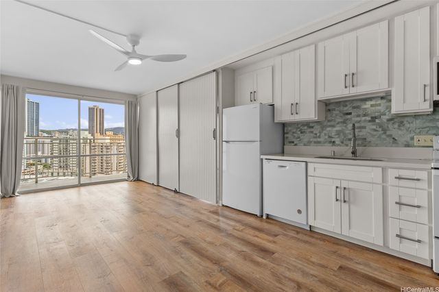 1655 Makaloa Street 1517, Honolulu, HI 96814