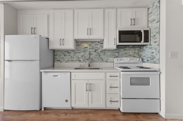 1655 Makaloa Street 1517, Honolulu, HI 96814