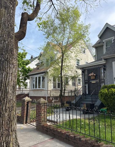 115-57 196th Street, Saint Albans, NY 11412