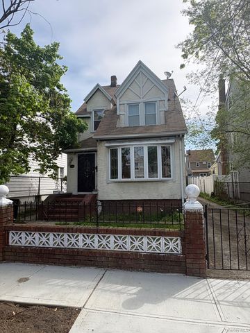 115-57 196th Street, Saint Albans, NY 11412